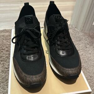 Women’s Michael Kors Sneakers